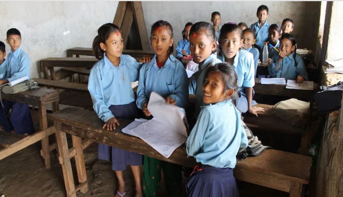 Ayuda a estudiantes en Nepal